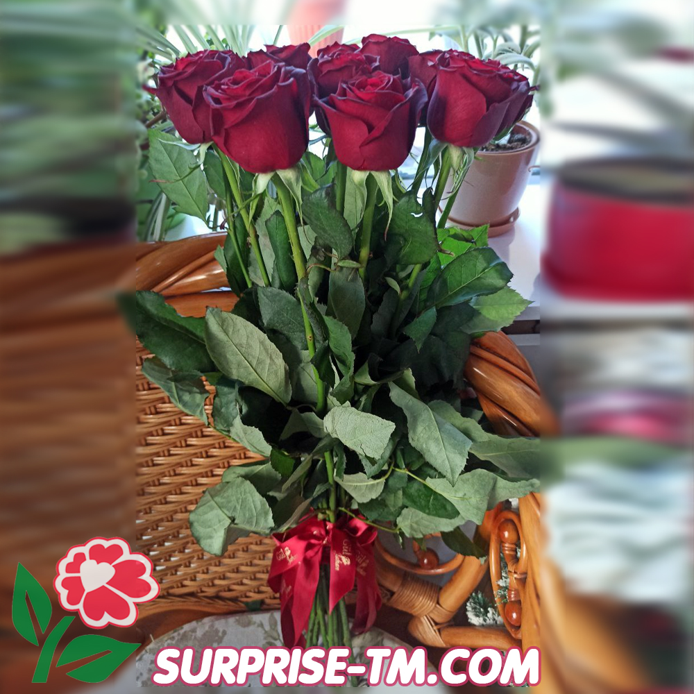 картинка Букет "Гульнар" из 11 красных роз (Иран) от магазина Surprise-TM.com